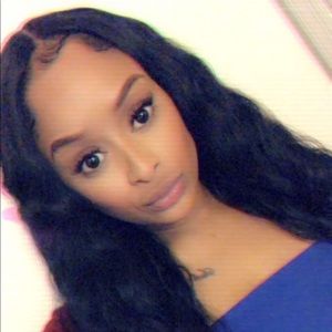 Meet your Posher, Ashley